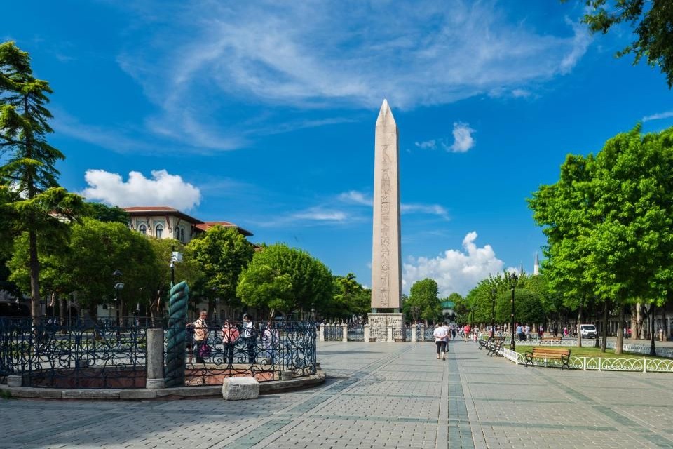 Hippodrome Square
